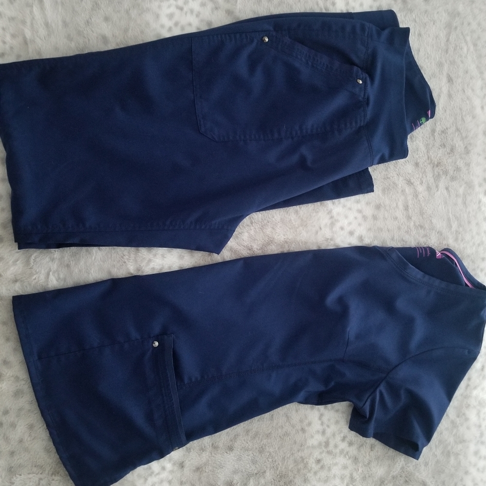 Healing Hands Navy Scrub set